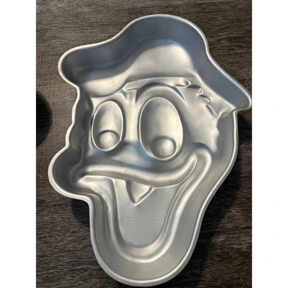 Wilton Donald Duck Cake Pan Vintage Disney Aluminum‎ Bakeware 515-507 Korea